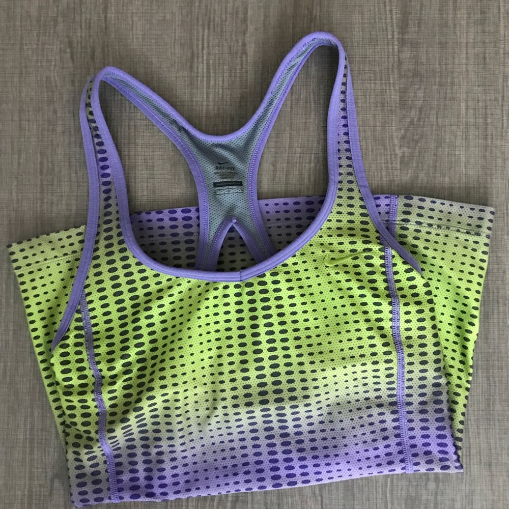 Nike work out top